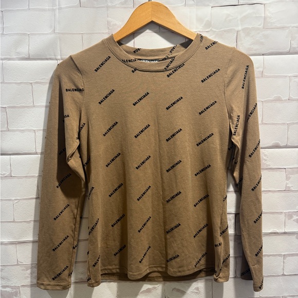 like balenciaga Tops - Fashion design like Balenciaga light Brown Logo Print Long Sleeve Shirt